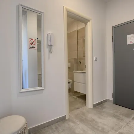 Lejlighed Modern Two Bedroom “sky View” In Stinjan Pula