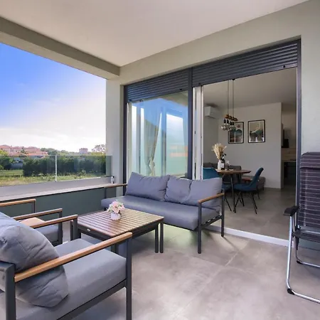 Appartamento Modern Two Bedroom “sky View” In Stinjan Pola